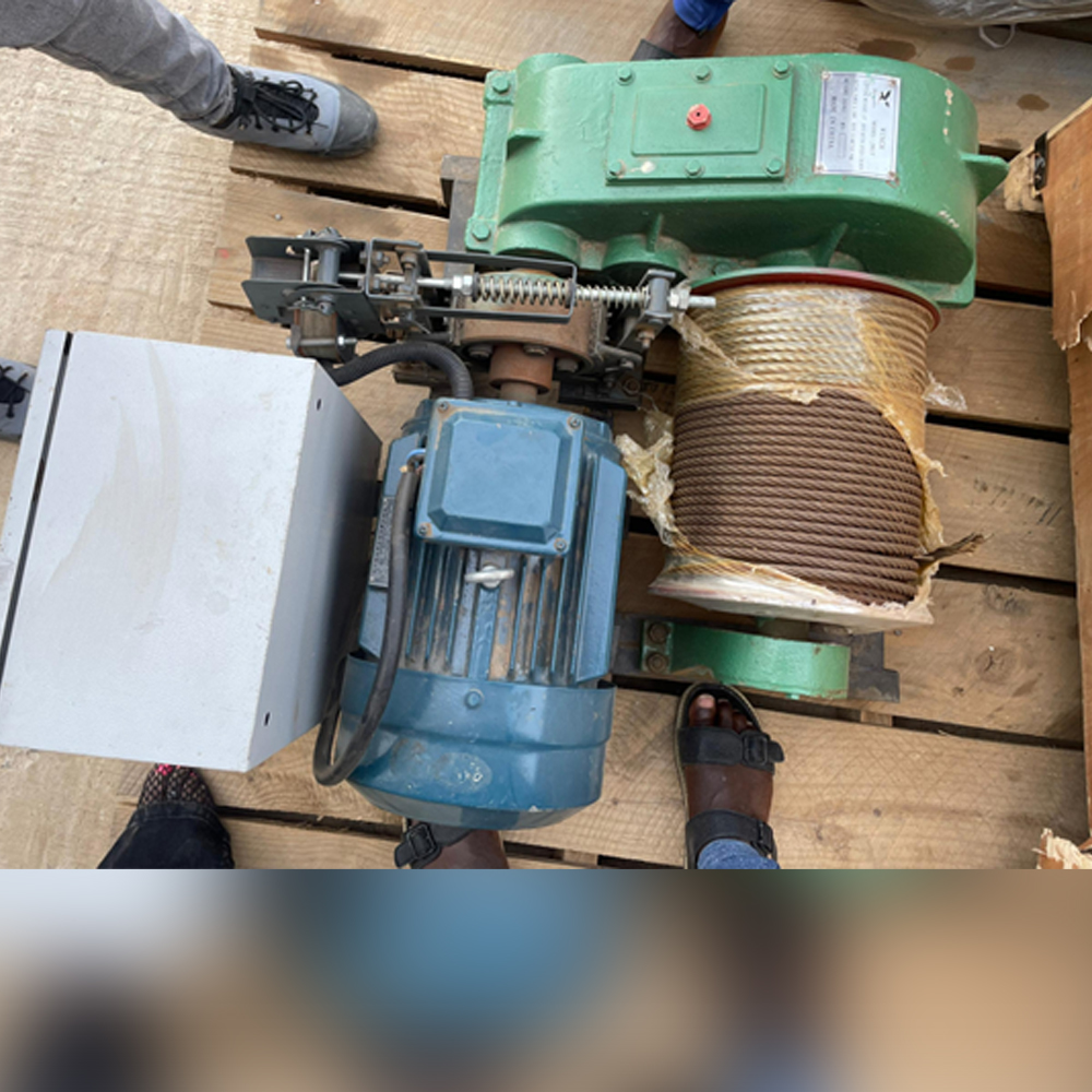 ELECTRIC WINCHES 3T