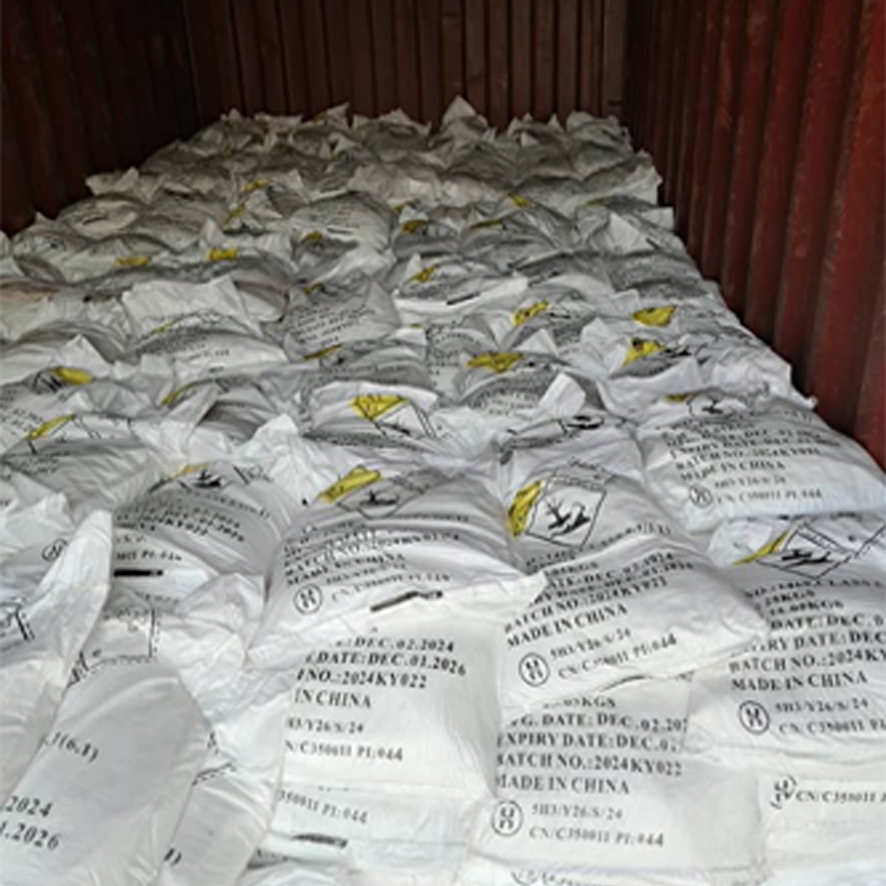 LEAD NITRATE